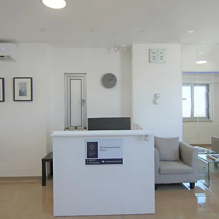 Apartment Phaedrus Living: Luxury 501 *